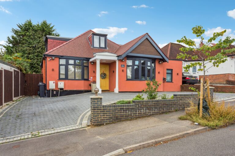 Hillside Crescent, Northwood