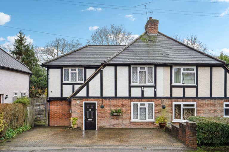 Townsend Way, Northwood