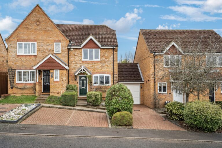 Thellusson Way, Mill End, Rickmansworth, WD3