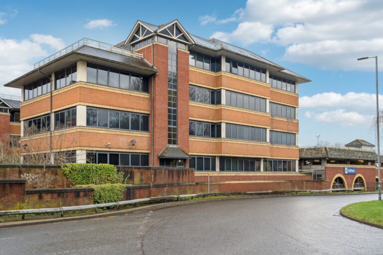 Swan House, Homestead Road, Rickmansworth, WD3