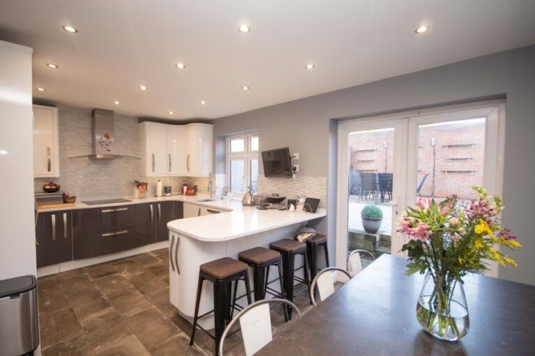 North End Lodge, Elm Park Road