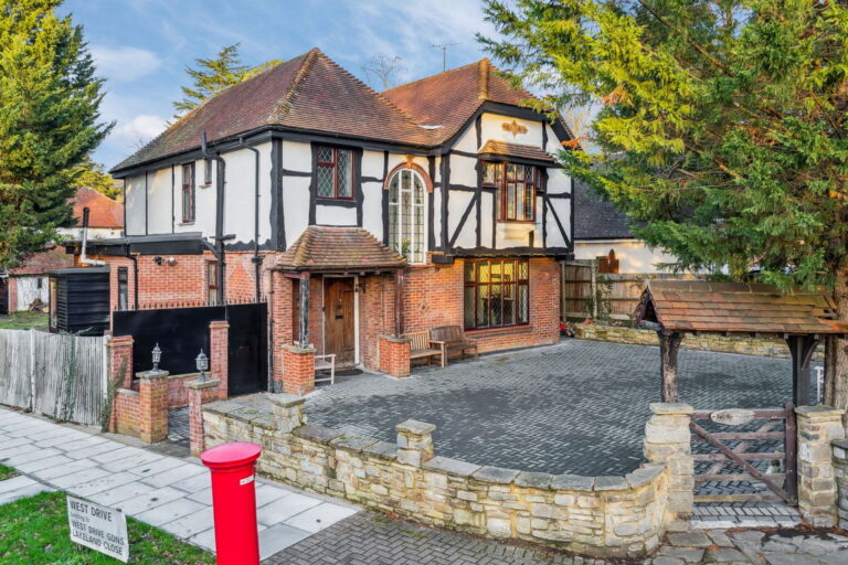 Uxbridge Road, Harrow HA3