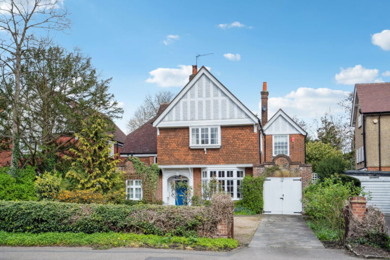 Elm Park Road, Pinner, HA5