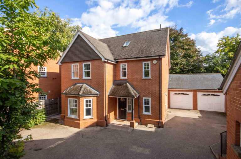 Shire Lane, Chorleywood, WD3