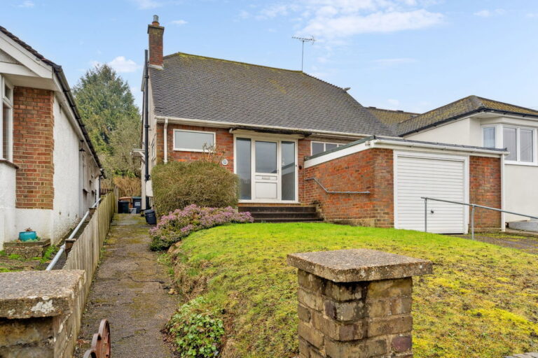 Links Way, Croxley Green, Rickmansworth, WD3