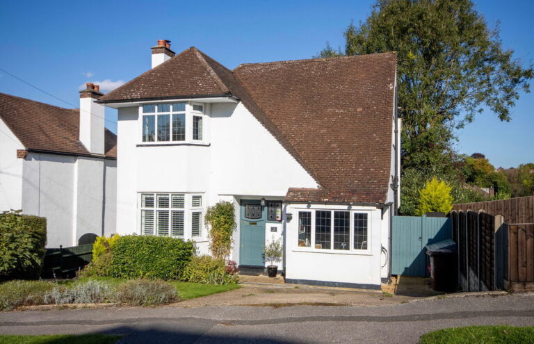 Beechwood Avenue, Chorleywood, WD3