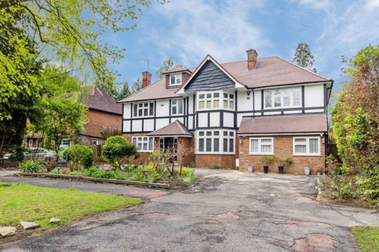 Wolsey Road, Moor Park