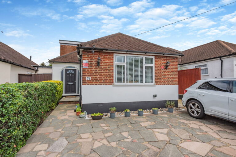 Woodford Crescent, Pinner, HA5