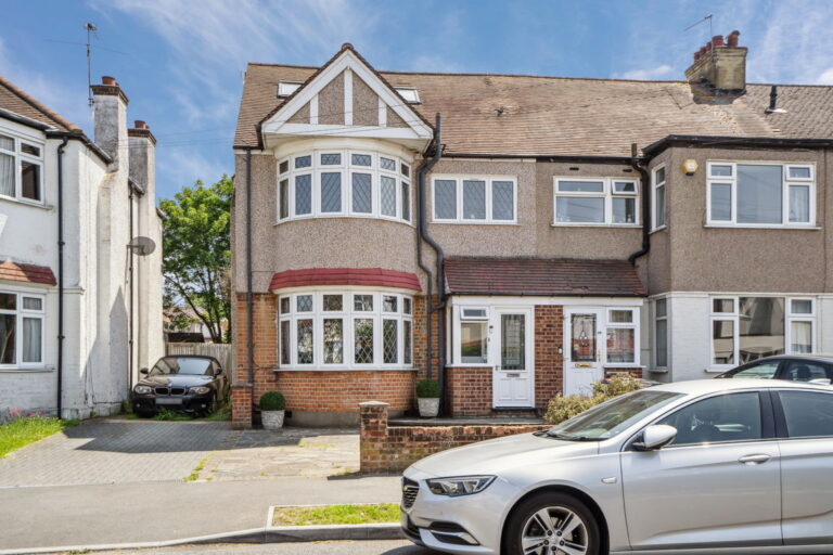 Woodberry Avenue, North Harrow, HA2