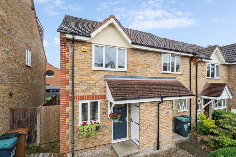Broughton Way, Rickmansworth, WD3