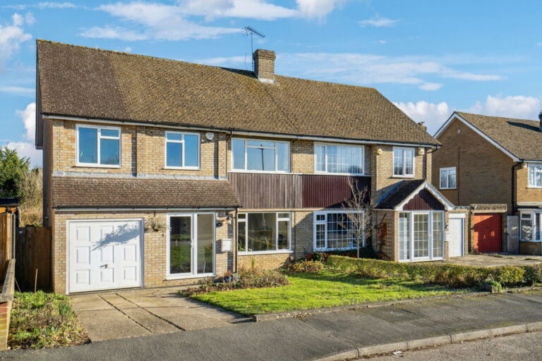 Long Lane, Mill End, Rickmansworth, WD3