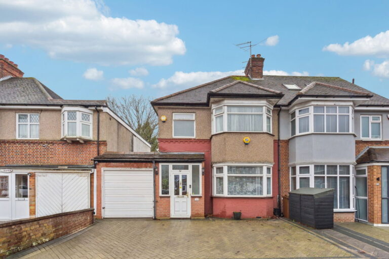 Holmdene Avenue, North Harrow HA2