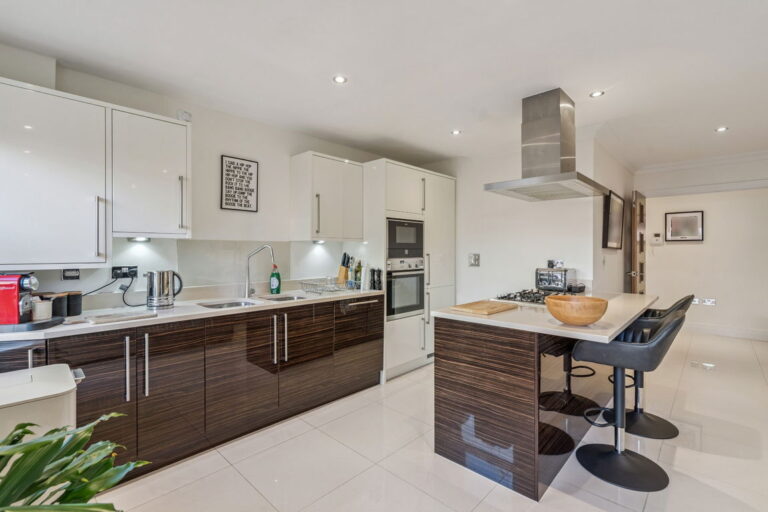Victoria Mansion, Rickmansworth, WD3