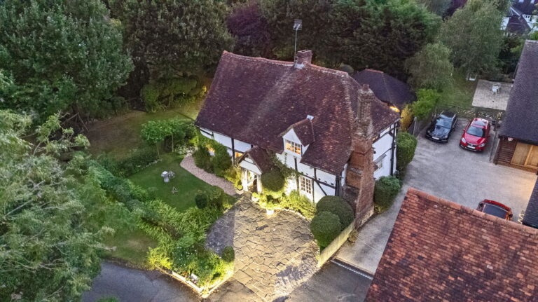 Moss Lane, Pinner Village, HA5