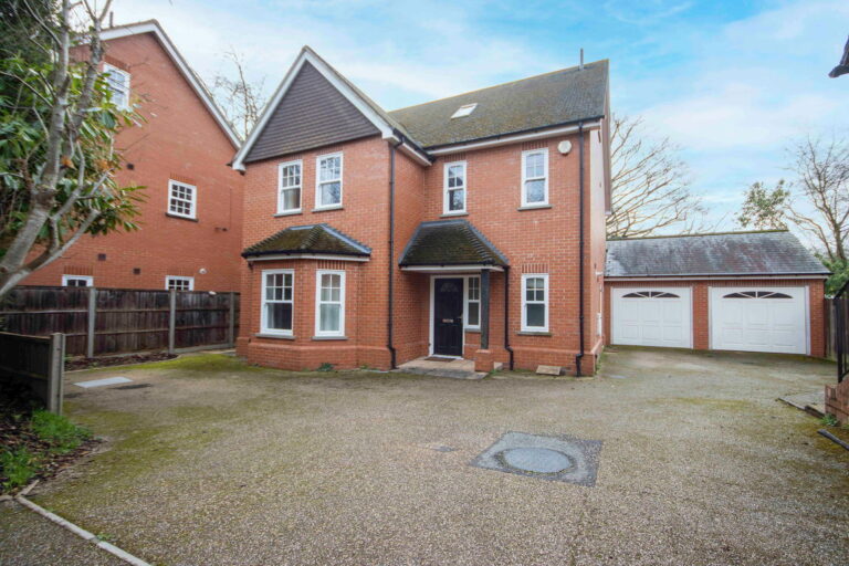 Shire Lane, Chorleywood, WD3