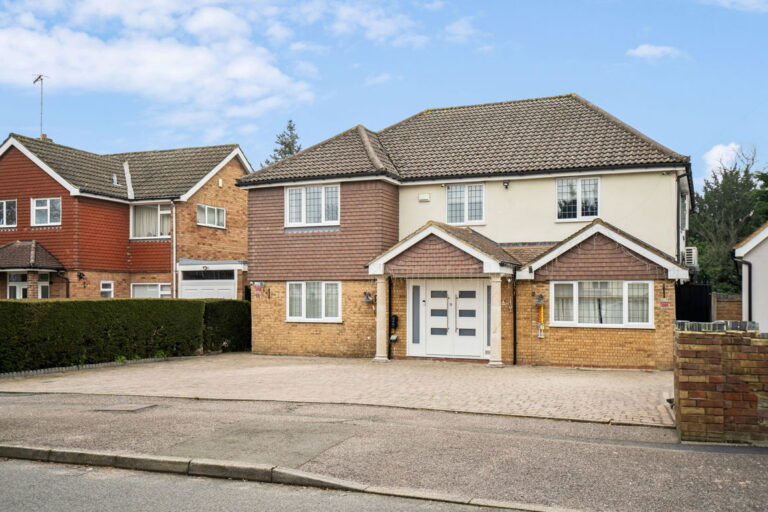 Heathfield Road, Bushey, WD23 2LJ