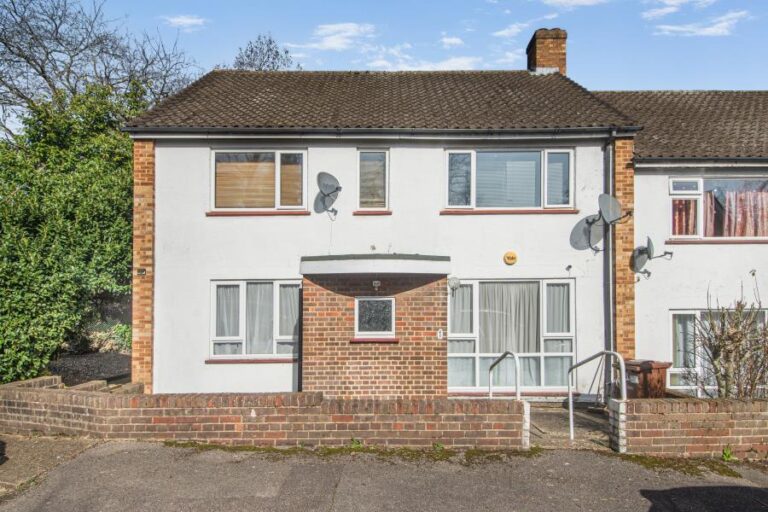 Stangate Gardens, Stanmore