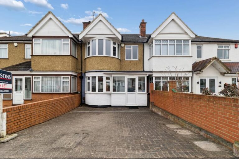 Torbay Road, Rayners Lane