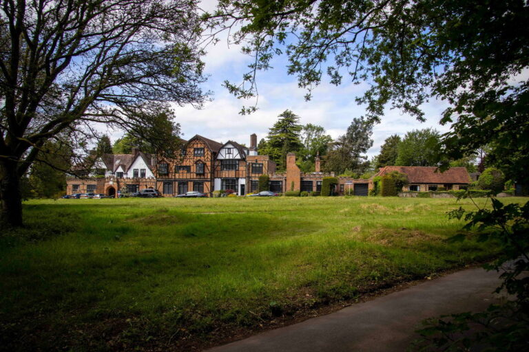 Commonwood, Kings Langley, WD4 9BA