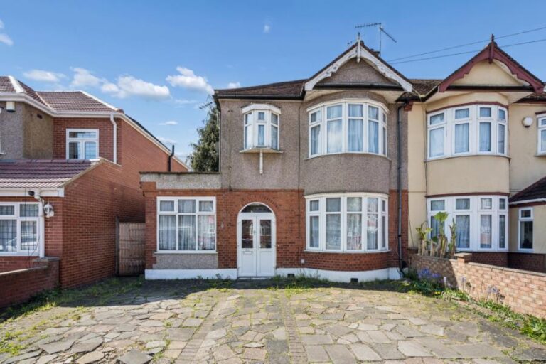 Blenheim Road, Harrow