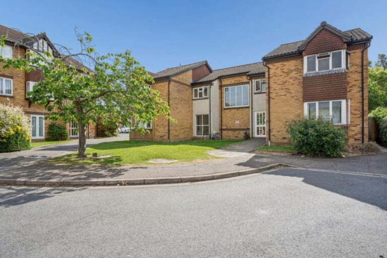 Rabournmead Drive, Northolt