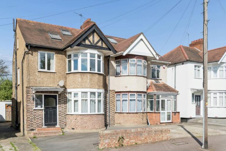 Kingshill Drive, Kenton