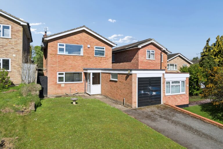 Clayton Walk, Little Chalfont