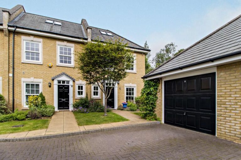 Vantage Mews, Northwood