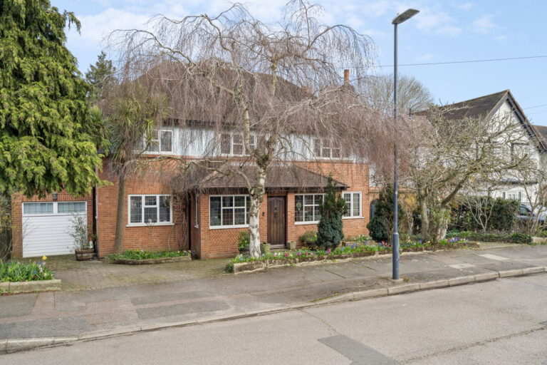 Malpas Drive, Pinner, Middelsex HA5