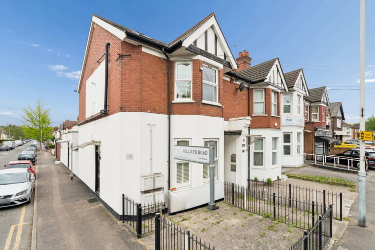 Pinner Road, Northwood, HA6 1BS