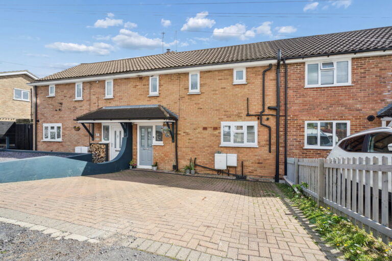 Aldbury Road, Mill End, Rickmansworth, Herts, WD3
