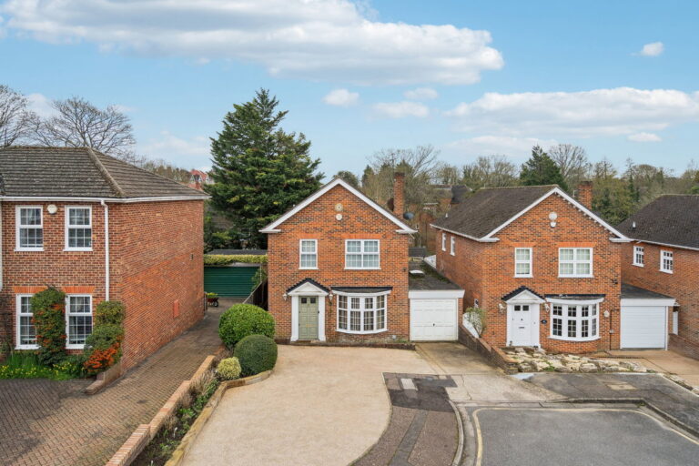 Greenheys Close, Northwood
