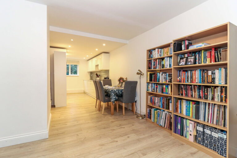 Mead Place, Rickmansworth, WD3