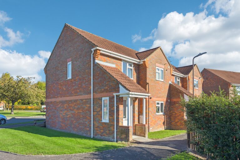 Pavilion Way, Little Chalfont