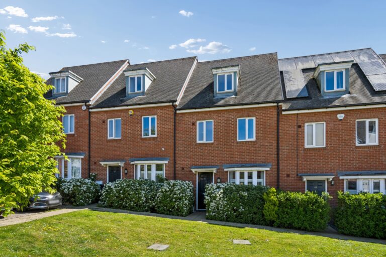 The Bramblings, Little Chalfont