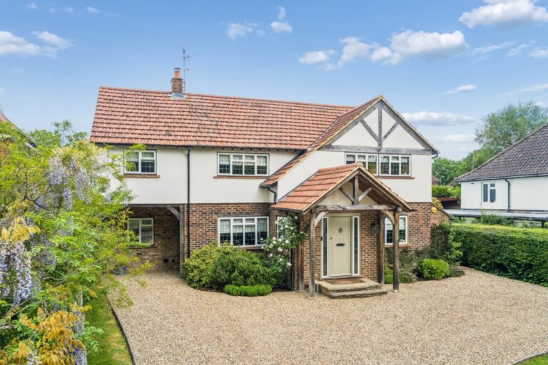 Village Way, Little Chalfont