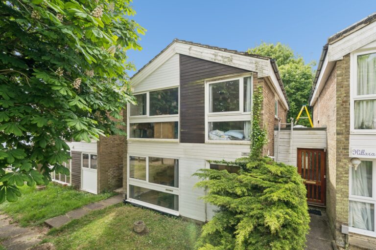 Milton Lawns, Chesham Bois, Amersham