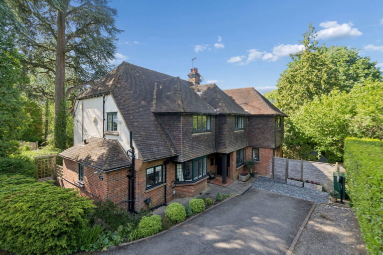 Berry Lane, Chorleywood, Herts, WD3 5EY