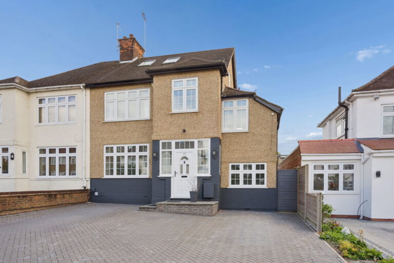 Pinner Park Avenue, Harrow, HA2 6LF