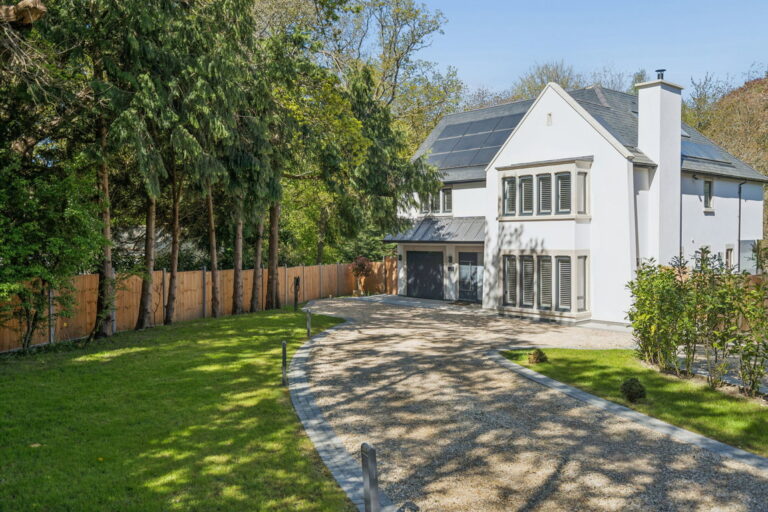 Ladywood Close, Loudwater, Rickmansworth, WD3 4AY