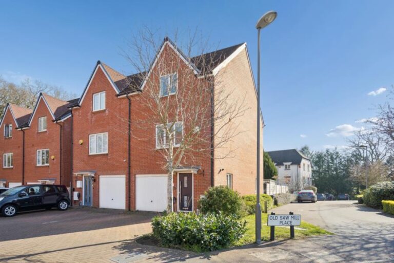 Old Saw Mill Place, Little Chalfont