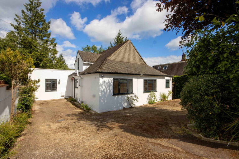 Chess Way, Chorleywood, WD3 5TA