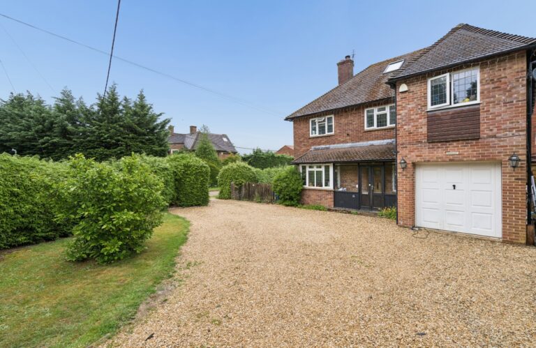 Lycrome Road, Chesham