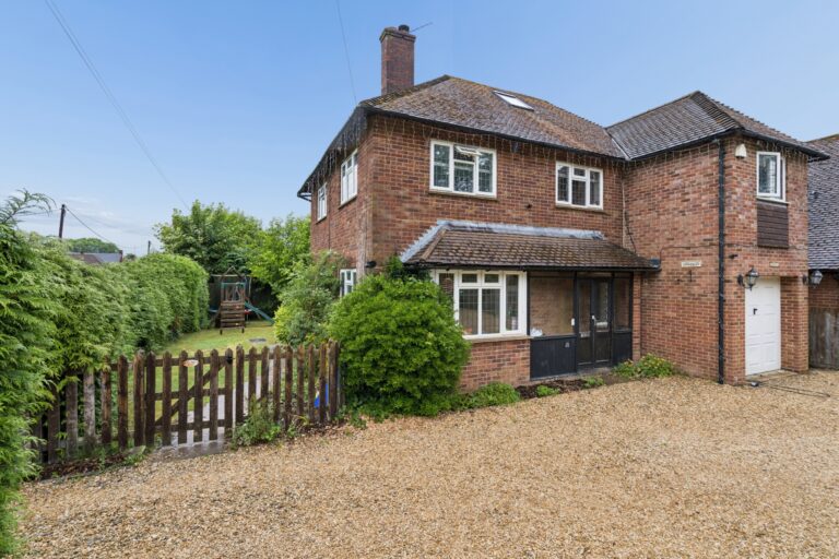 Lycrome Road, Chesham