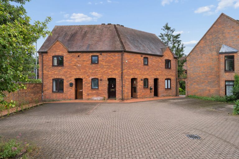 Washington Row, Amersham