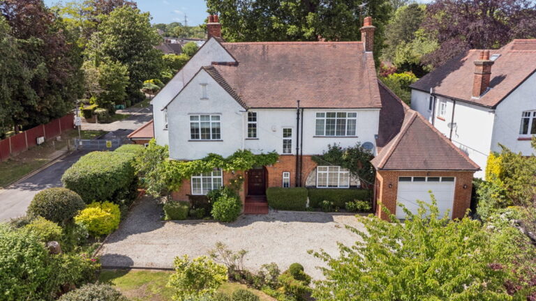 Kewferry Road, Northwood, HA6 2PE