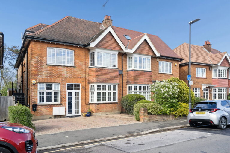 West End Avenue, Pinner, HA5 1BH
