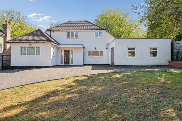 Northgate, Northwood, HA6