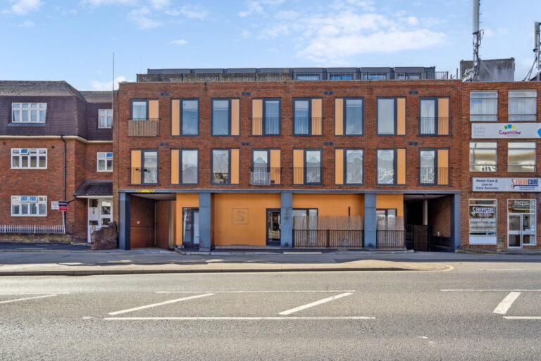 Field End Road, Eastcote
