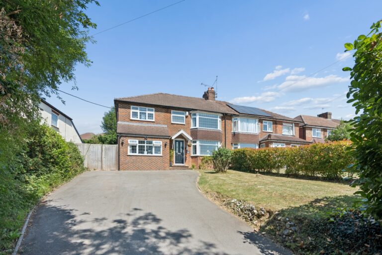 London Road East, Amersham